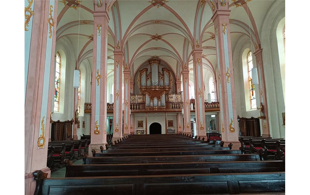 Orgel und Empore, Nahaufnahme